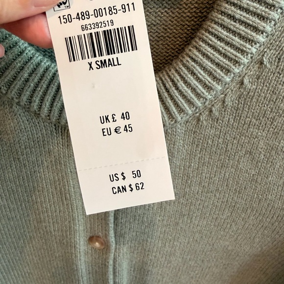NWT Abercrombie & Fitch Sage Green Women’s Short Sleeve Crew Cardigan (Size XS) - Picture 7 of 8